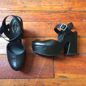 EUC Kork Ease Black leather Platform Heels 7M